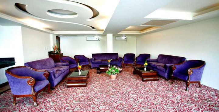 Radisson Srinagar Hotel Exterior photo