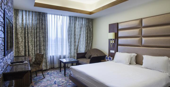 Radisson Srinagar Hotel Exterior photo