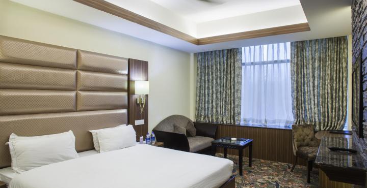 Radisson Srinagar Hotel Exterior photo